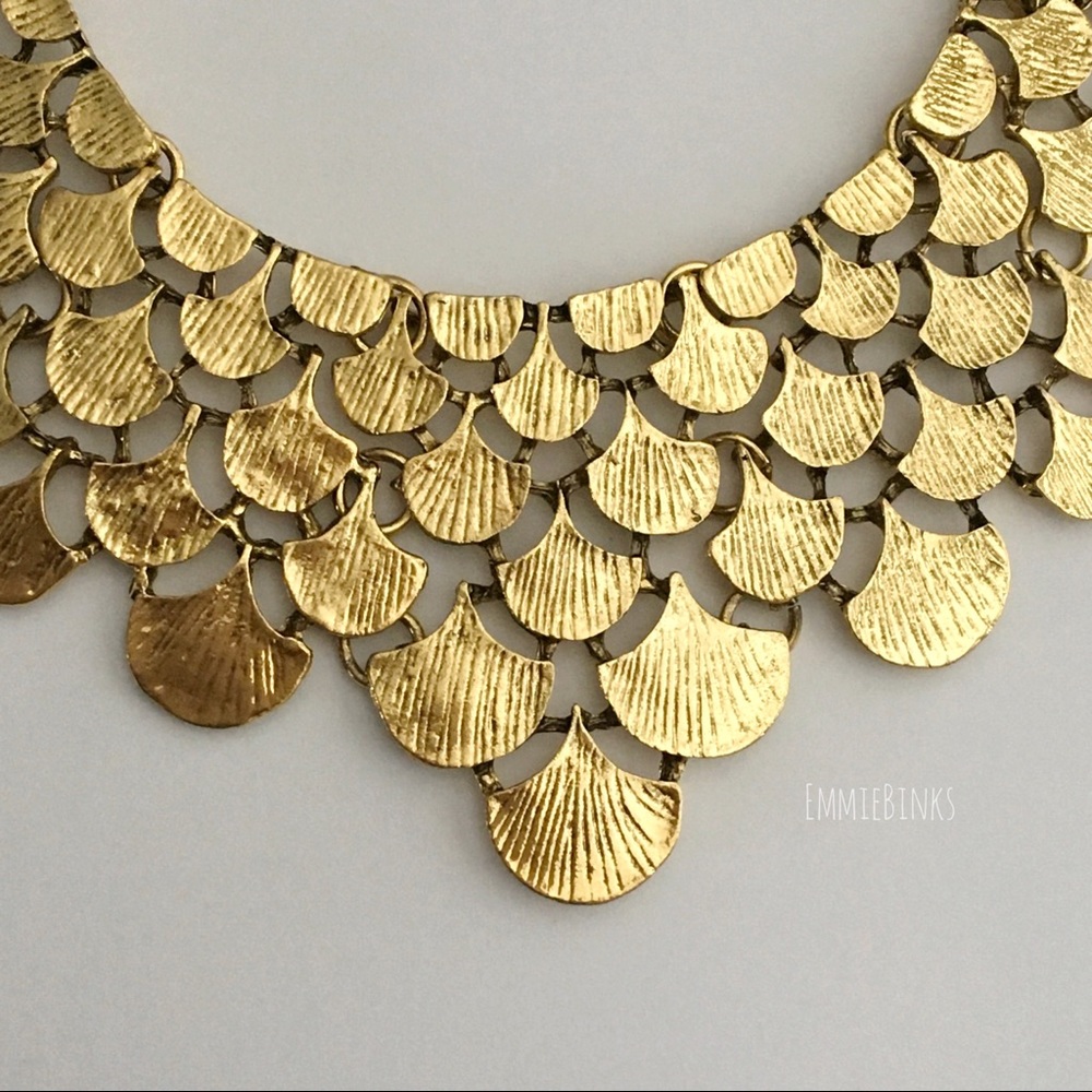 New Golden Gingko Leaf Collar Statement Necklace / Bib Metal Panel Necklace - Picture 4 of 16